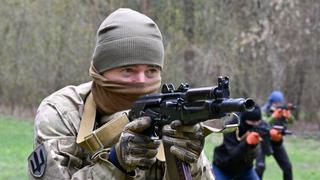 La Fuerza de Defensa Territorial, el último escudo de Ucrania ante Rusia: “Aguantaremos hasta el último aliento”
