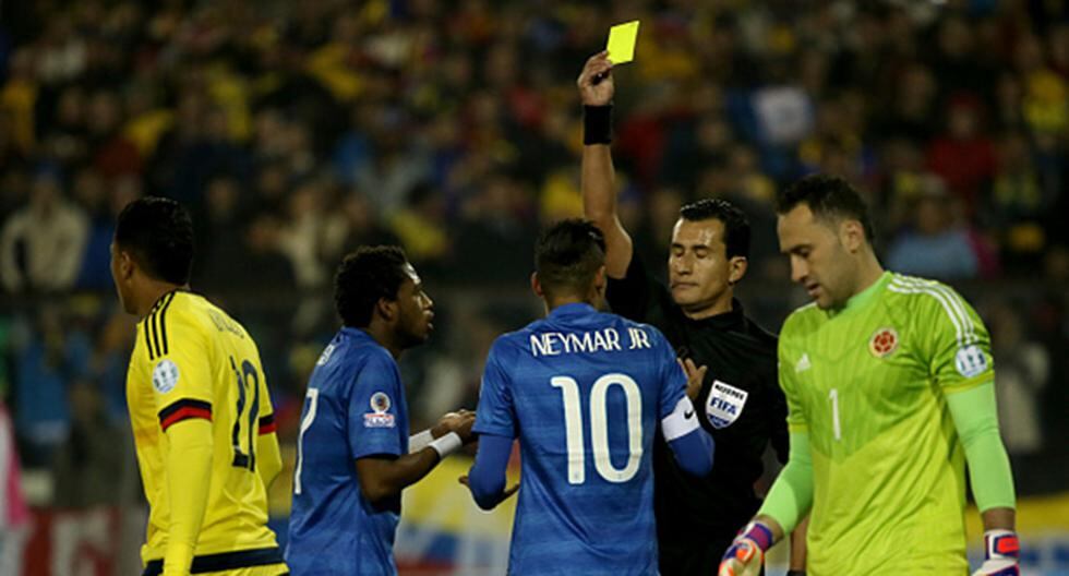 Neymar recibió una mala noticia en el encuentro ante Colombia. (Foto: Getty Images)
