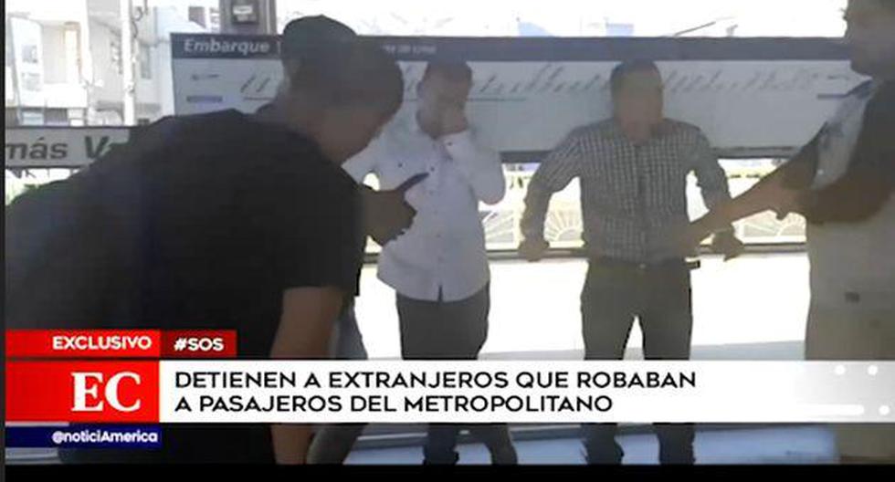 Agentes del Escuadrón Verde Lima capturaron a ambos ciudadanos de nacionalidad colombiana. (Captura: América Noticias)