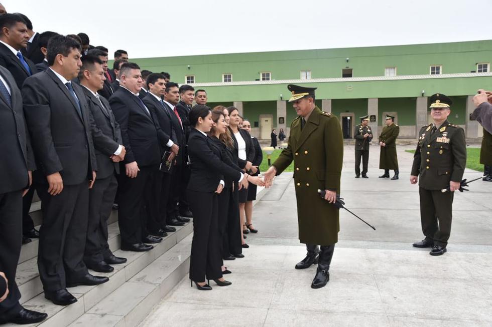 Ejército del Perú: 65 profesionales se enlistaron como aspirantes a  oficiales de reserva | FOTOS | LIMA | EL COMERCIO PERÚ