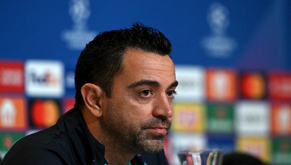 Xavi brindó una conferencia de prensa previo al Barcelona vs Bayern Múnich. Foto: Christof STACHE / AFP