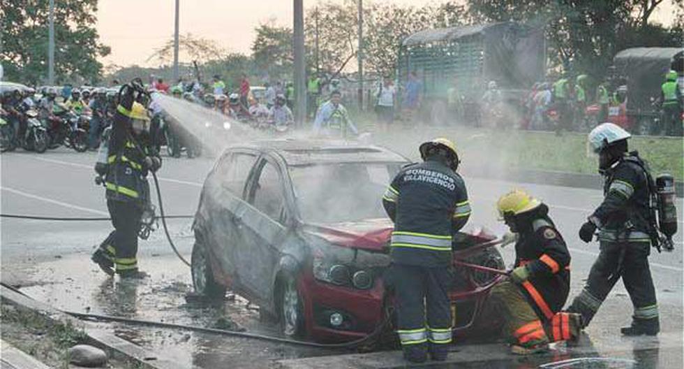 Hombre se prendió fuego en auto junto con expareja... (Foto: El Tiempo / Colombia / GDA)