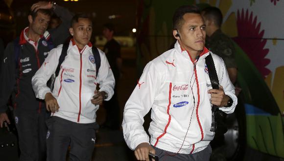 Federación de Chile descarta lesión al hombro de Alexis Sánchez