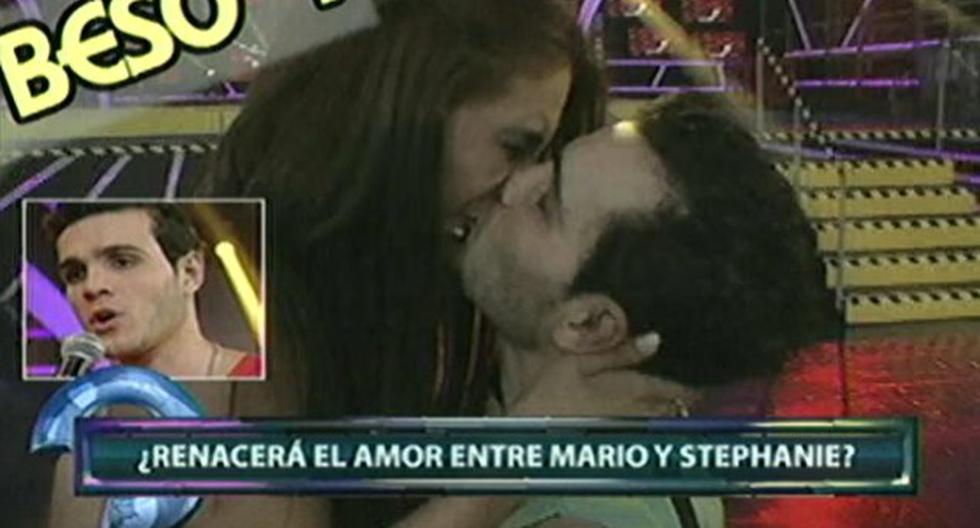 Mario Irivarren y Stephanie Valenzuela se besaron durante la emisión del lunes (Foto: Captura / ATV)