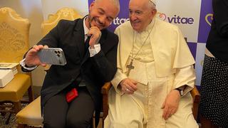 J Balvin se reunió con el papa Francisco en el Vaticano