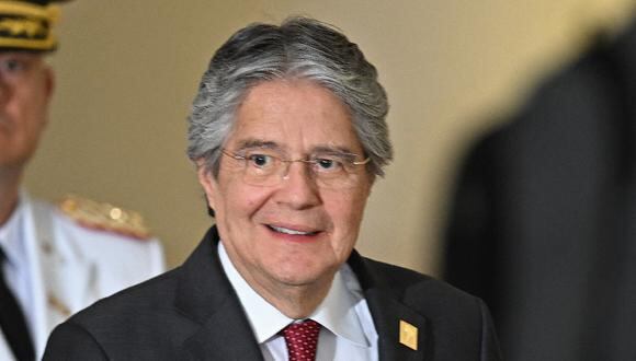 El presidente de Ecuador, Guillermo Lasso, abandona el palacio de Itamaraty en Brasilia el 30 de mayo de 2023. (Foto de EVARISTO SA / AFP)