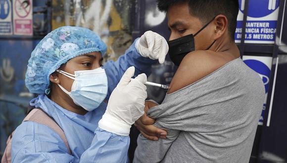 El porcentaje está determinado por la población objetivo (mayores de 12 años). (Foto: EFE/ Paolo Aguilar)