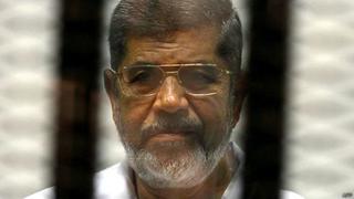 Egipto: ¿Cómo acabó condenado a muerte el ex presidente Mursi?