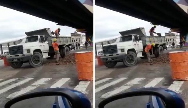 Dos obreros en Argentina protagonizan una divertida escena que se hizo viral en YouTube. (Crédito: @loqmehacereir en Twitter)