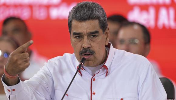 El presidente de Venezuela, Nicolás Maduro, habla durante la cumbre del bloque de la Alianza Bolivariana para los Pueblos de Nuestra América (ALBA), en Caracas, el 24 de abril de 2024. (Foto de JUAN BARRETO / AFP)
