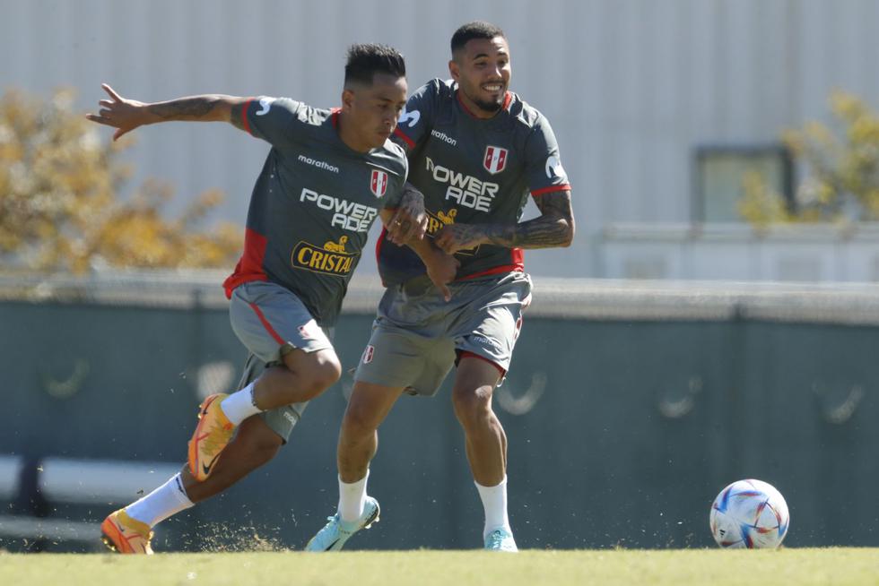 La selección peruana realiza su segundo entrenamiento en el San Antonio College en Walnut. (Foto: Daniel Apuy / @photo.gec)