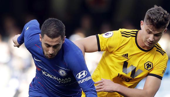 Wolverhampton ganaba 1-0 con un golazo del mexicano Raúl Jiménez, pero el Chelsea halló el empate en el minuto 90' a través de Eden Hazard. (Foto: AP)