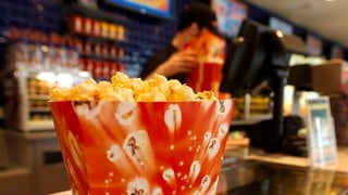 ¿Por qué la comida que se vende en los cines es tan cara?