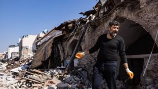 Quince días tras el terremoto, Turquía mantiene labores de rescate sólo en dos provincias