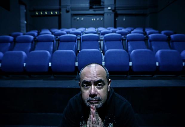 “We are experiencing a reactivation in emotional and attitudinal terms, but not in economic terms.  It is the stubbornness of the survivors ”, affirms the playwright Eduardo Adrianzén, (PHOTO: THE COMMERCE)