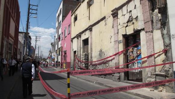 Casona del centro en riesgo de colapsar luego de sismo
