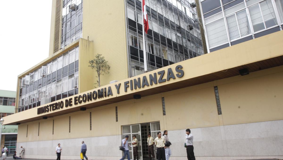 Sede del Ministerio de Economía y Finanzas. (Foto: GEC)