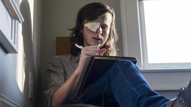 "The Walking Dead". Carl protagoniza las fotos lanzadas por Fox para promocionar el regreso de la serie. (Fuente: Difusión)