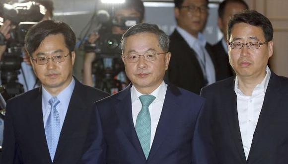 Corea del Sur nombra primer ministro tras la tragedia del ferry