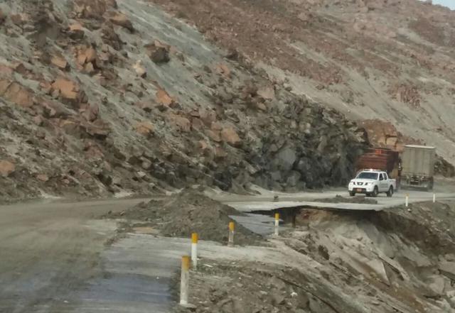 Vía que conecta Lima y Arequipa bloqueada tras huaico [FOTOS] - 10
