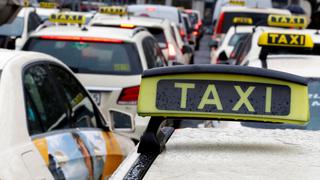 Taxistas pierden juicio contra Uber en una corte británica