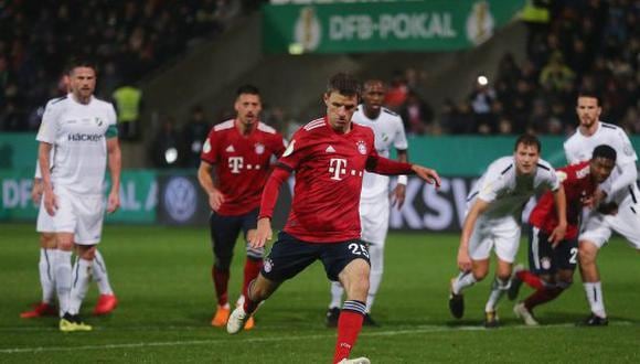 Bayern Múnich, con goles de Renato Sanches y Thomas Muller, dejó en el camino al modesto Rodinghausen. Los bávaros clasificaron a la tercera ronda de la DFB Pokal. (Foto: AP)