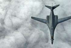 Bombarderos de USA sobrevuelan el mar de la China Meridional