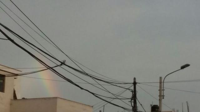 Un arcoiris adornó Lima esta mañana - 2
