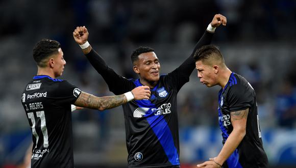 Emelec venció a Cruzeiro en Brasil y clasificó a los octavos de final de la Copa Libertadores. (Foto: AFP)