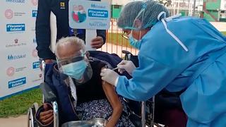 Lambayeque: mujer de 105 años acude a recibir su segunda dosis contra el COVID-19