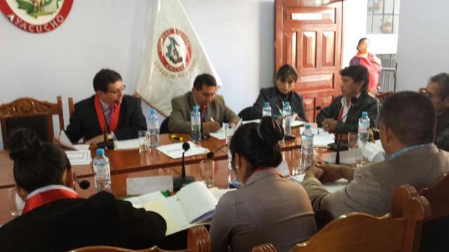 Consejeros debatirán suspensión del gobernador de Ayacucho - 2