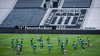 Entrenamiento de Barcelona previo al partido con Universitario: ecuatorianos agradecen a Alianza por acogerlos en Matute