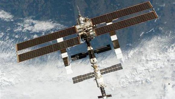 Evacúan estación espacial por una supuesta fuga de amoníaco