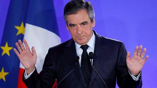 Fillon reconoce derrota: "Votaré por Emmanuel Macron"