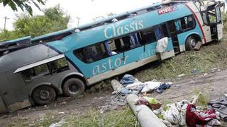 Brasil: ómnibus cayó por un abismo dejando 14 fallecidos