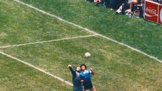 Las 4 fotos que nunca viste de “La mano de Dios” en el estadio Azteca