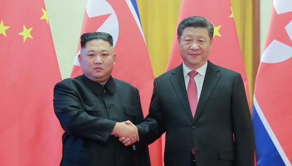 Kim Jong-un y Xi Jinping en una imagen del pasado 8 de enero en Beijing, China. (AFP).