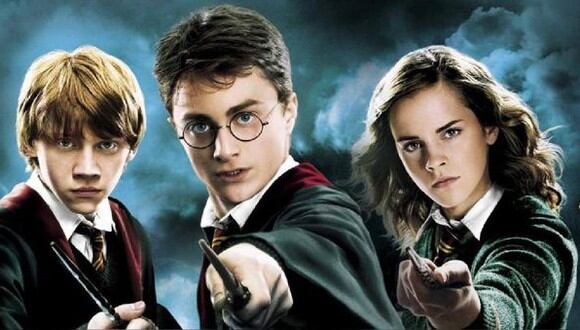 JK Rowling comenzó a lanzar  novelas de Harry Potter en 1997 y la primera adaptación cinematográfica fue en los cines solo cuatro años después (Foto: Twitter)