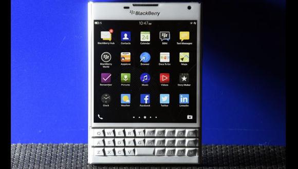 El Blackberry Passport llegará al Perú en enero del 2015