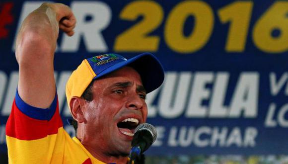 Pese al diálogo, Capriles llama a tomar Venezuela el miércoles