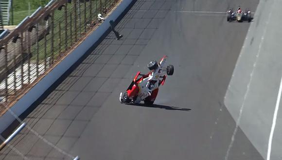 YouTube: Increíble accidente en las pruebas de la Indy 500