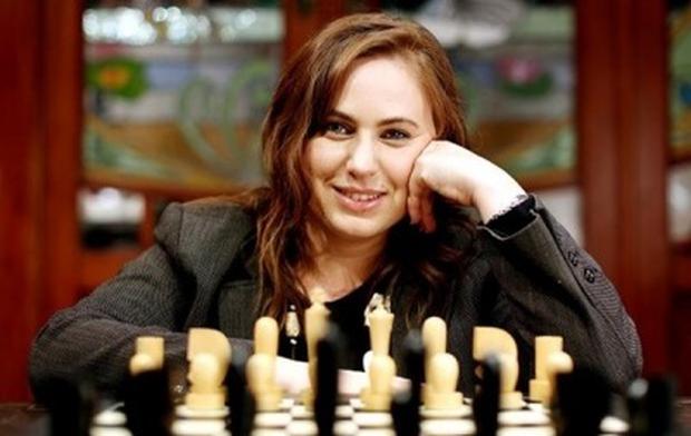 Así llegó Judit Polgár a ser la mejor ajedrecista mujer de la historia (sí,  la verdadera Gambito de dama) - CNN Video