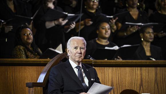 El presidente de los Estados Unidos, Joe Biden, asiste a un servicio de adoración en la Iglesia Bautista Ebenezer en Atlanta, Georgia, el 15 de enero de 2023. (Foto referencial de Brendan SMIALOWSKI / AFP)