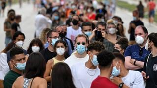 Mantener el uso de mascarillas en espacios públicos ayuda a ahorrar costos, según estudio