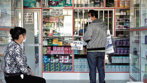 El colegio se manifestó contra el alza de precios de medicinas para tratar el COVID-19. (Foto: GEC)