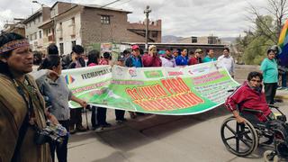 Cocaleros del Vraem llegaron a Ayacucho en marcha de sacrificio