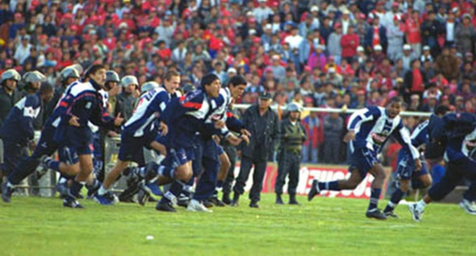 Alianza Lima logró gritar campeón nacional en el año de su centenario y en la dura plaza del Cusco. (Foto: Facebook)