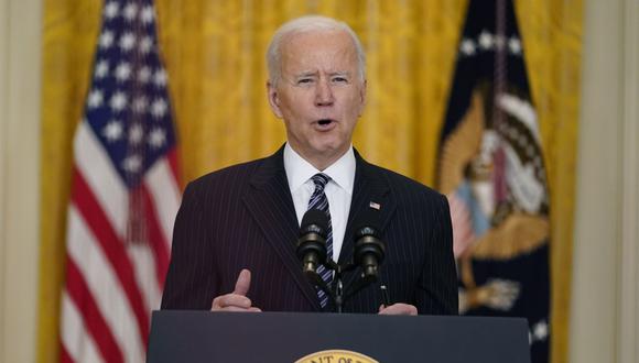 Joe Biden en su charla habitual sobre la pandemia del coronavirus en la Casa Blanca. (Foto: AP)