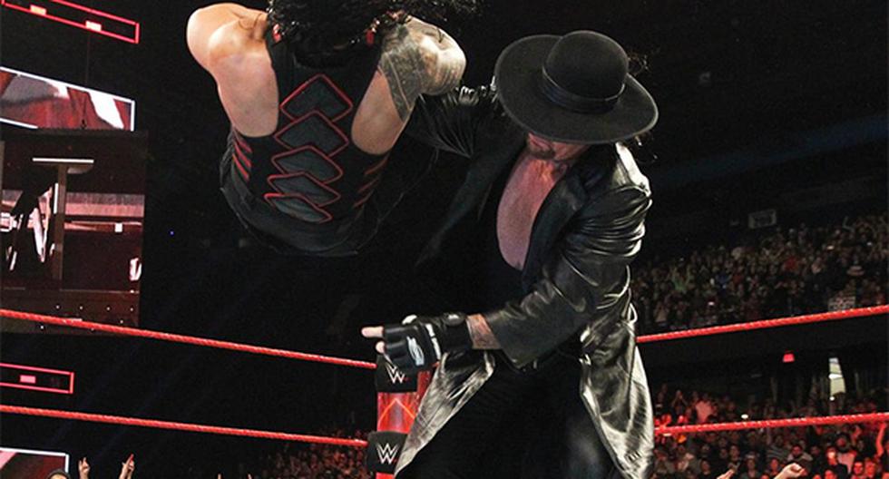 Undertaker hizo una aparición sorpresa en RAW para confrontar a Roman Reigns, quien no le tuvo miedo a la leyenda viva de la WWE. (Foto: WWE)