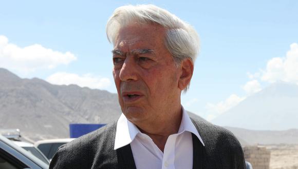 Mario Vargas Llosa en una visita a Arequipa este 2023.